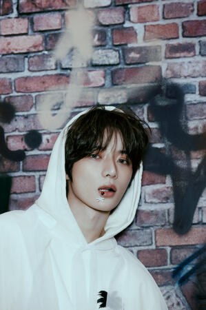 gyu?? the lip ring???